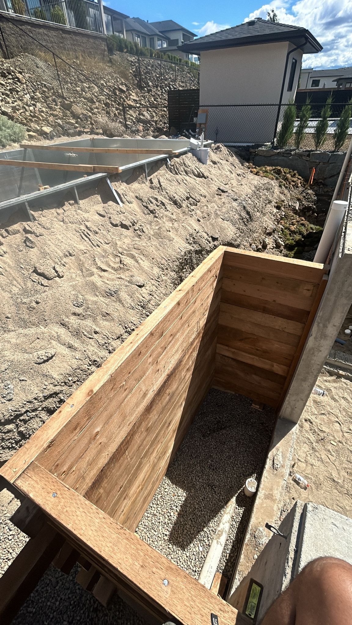 Window walls - Kelowna Valley Landscaping LTD | Kelowna, BC